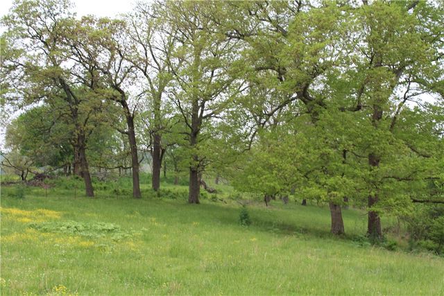 2482 Rocky Comfort Road, Highfill, AR 72734