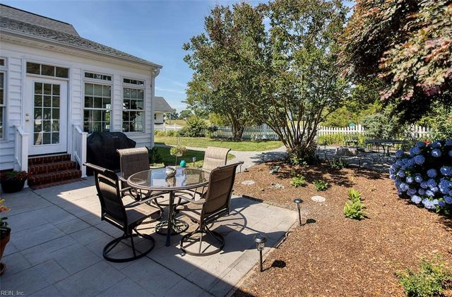 1584 Degrasse DR, Hayes, VA 23072