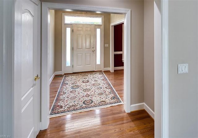 1584 Degrasse DR, Hayes, VA 23072