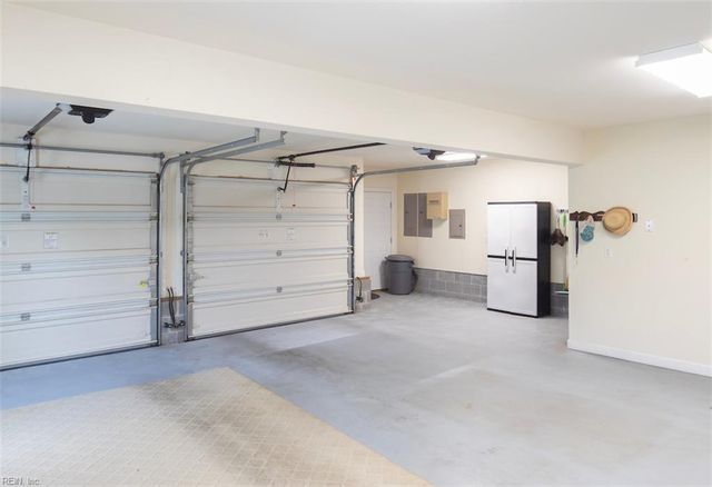 1584 Degrasse DR, Hayes, VA 23072