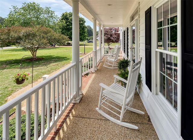 1584 Degrasse DR, Hayes, VA 23072