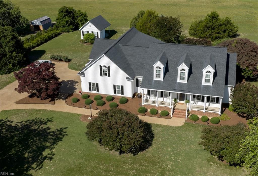 1584 Degrasse DR, Hayes, VA 23072