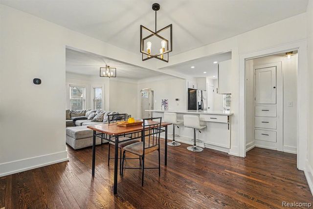 39 Neome Drive, Pontiac, MI 48341