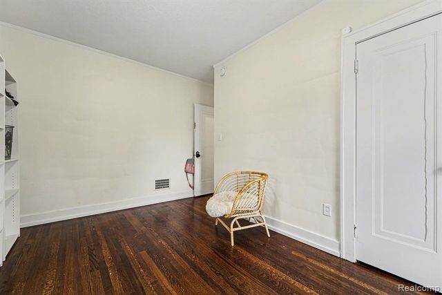 39 Neome Drive, Pontiac, MI 48341