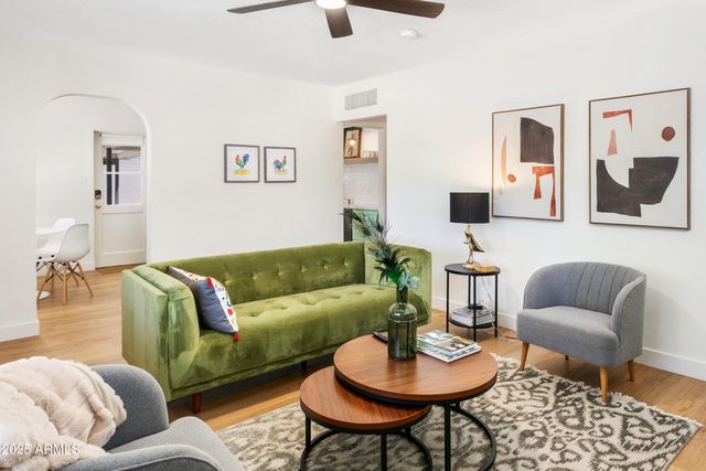 3115 N 34TH Place, Phoenix, AZ 85018