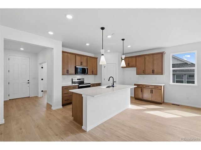 714 Stillwell Ave, Elizabeth, CO 80107