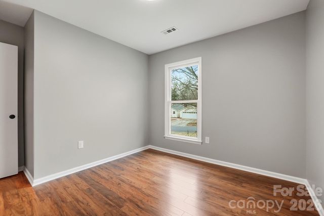 615 Winter Wood Drive, Matthews, NC 28105