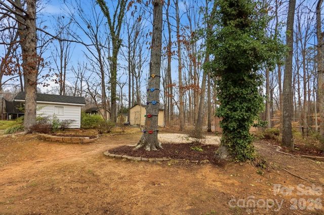 615 Winter Wood Drive, Matthews, NC 28105