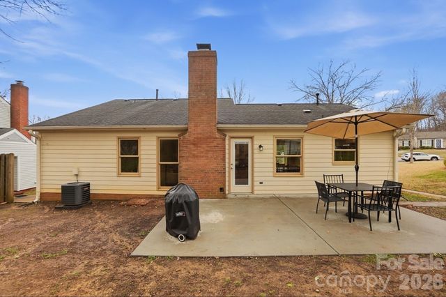 615 Winter Wood Drive, Matthews, NC 28105