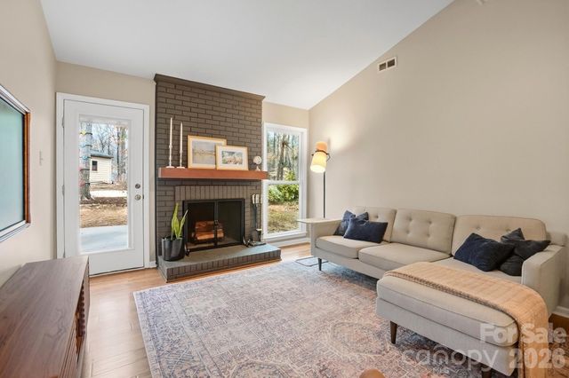 615 Winter Wood Drive, Matthews, NC 28105