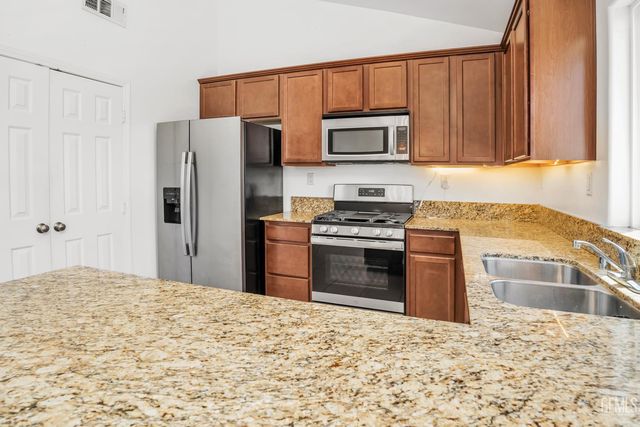 5513 Baja Drive, Bakersfield, CA 93307