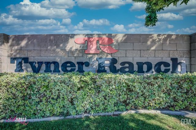5513 Baja Drive, Bakersfield, CA 93307