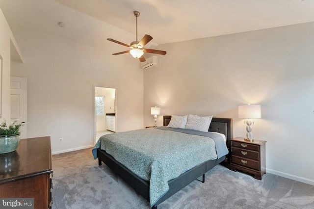 628 WINTERGREEN DR, Purcellville, VA 20132