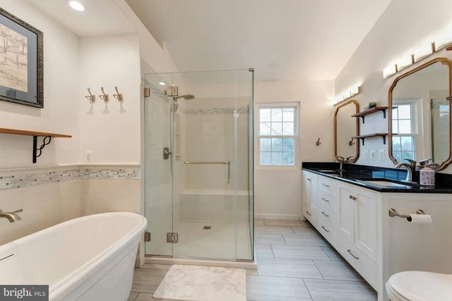 628 WINTERGREEN DR, Purcellville, VA 20132