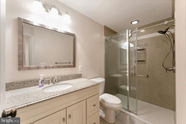 628 WINTERGREEN DR, Purcellville, VA 20132