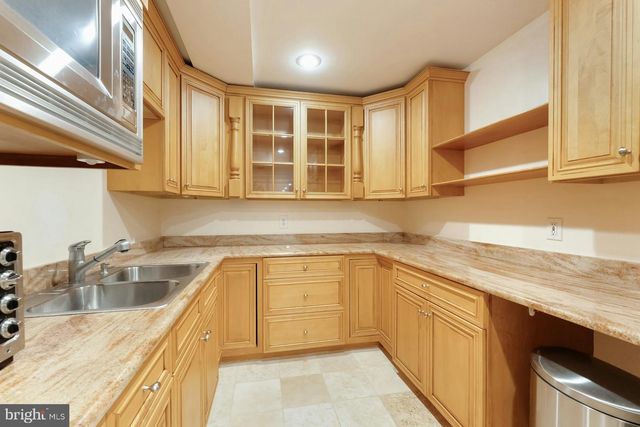 628 WINTERGREEN DR, Purcellville, VA 20132