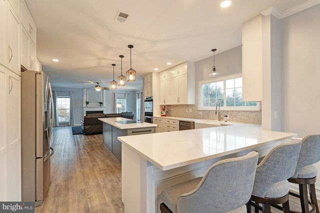 628 WINTERGREEN DR, Purcellville, VA 20132