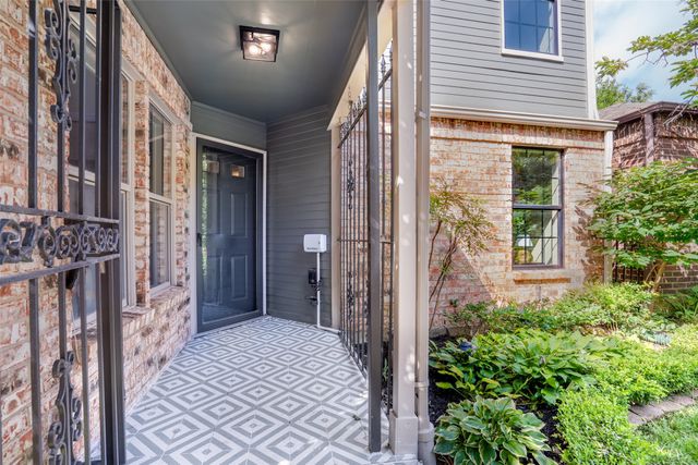 1415 Pecos Street, Dallas, TX 75204