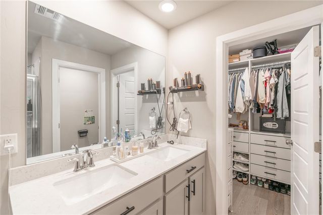 4116 Canyon Ridge Lane, Mustang, OK 73064