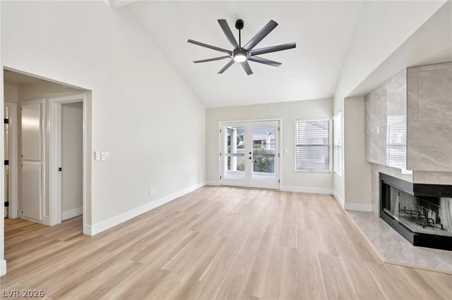 8913 Antioch Way, Las Vegas, NV 89117