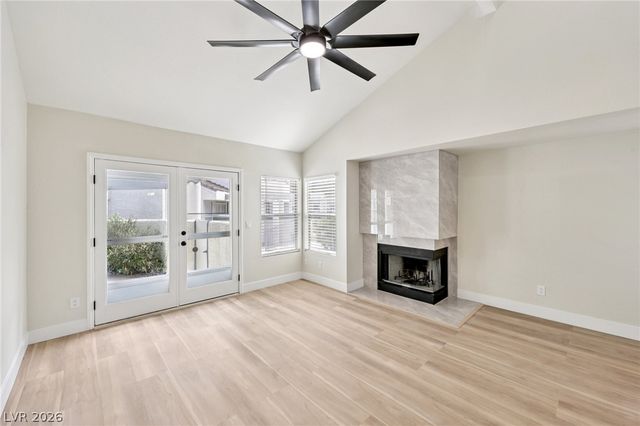 8913 Antioch Way, Las Vegas, NV 89117