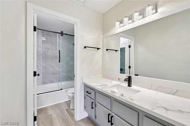 8913 Antioch Way, Las Vegas, NV 89117