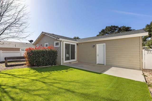 2239 Black Canyon Road, Ramona, CA 92065