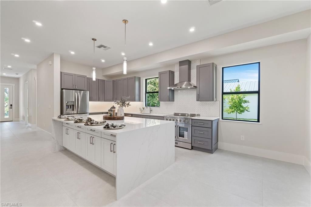 2769 Van Buren AVE, NAPLES, FL 34112 — photo 4