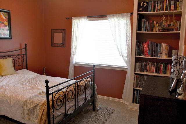 8105 Pecan Ridge Drive, North Richland Hills, TX 76182