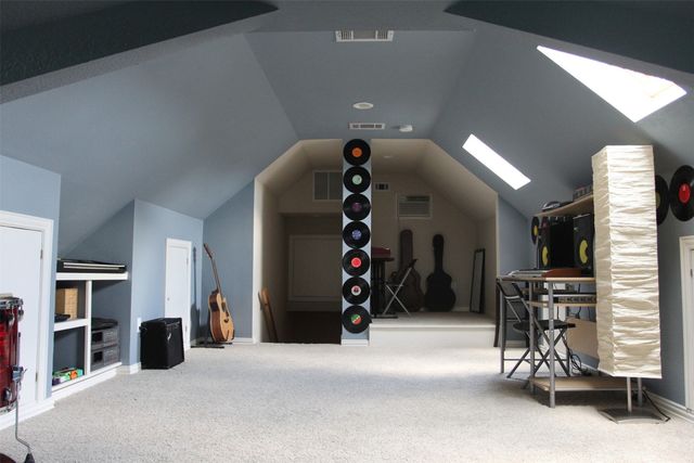 8105 Pecan Ridge Drive, North Richland Hills, TX 76182