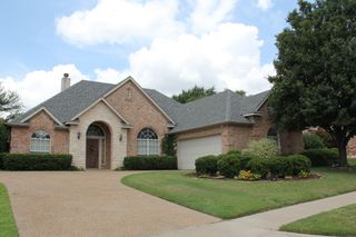 8105 Pecan Ridge Drive, North Richland Hills, TX 76182