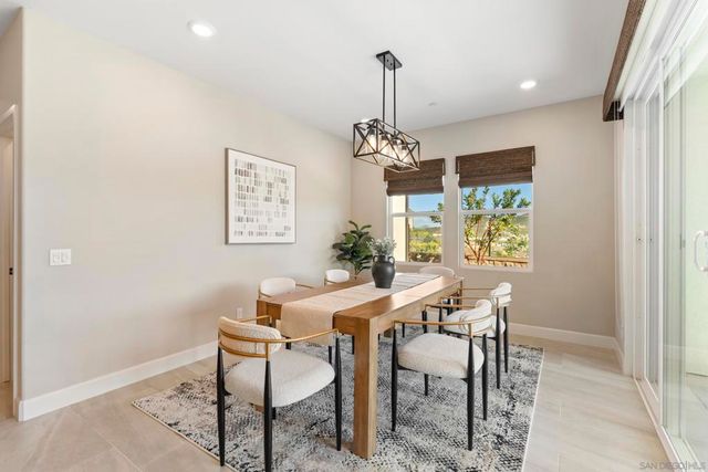 2966 Hayloft Pl, Escondido, CA 92029