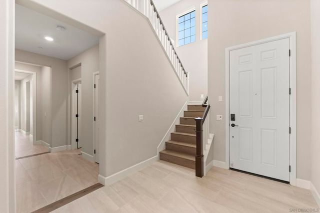 2966 Hayloft Pl, Escondido, CA 92029