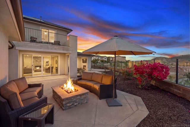 2966 Hayloft Pl, Escondido, CA 92029