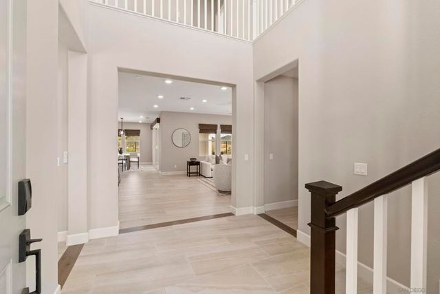 2966 Hayloft Pl, Escondido, CA 92029