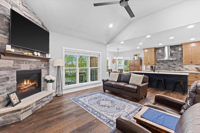 3013 Crosswinds DRIVE, Mount Pleasant, WI 53403