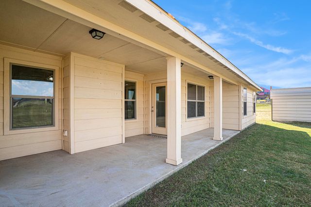 6204 Kentucky Street, Joshua, TX 76058