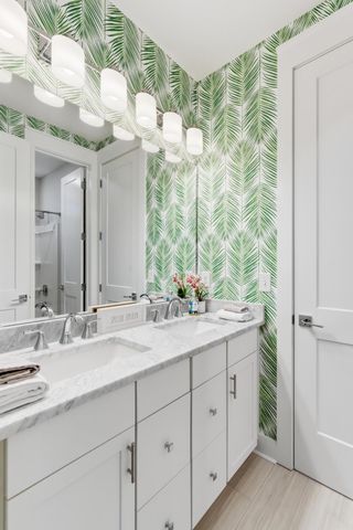 7 Davan Drive, Charleston, SC 29407