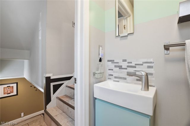 3331 Kenmore Road, Shaker Heights, OH 44122