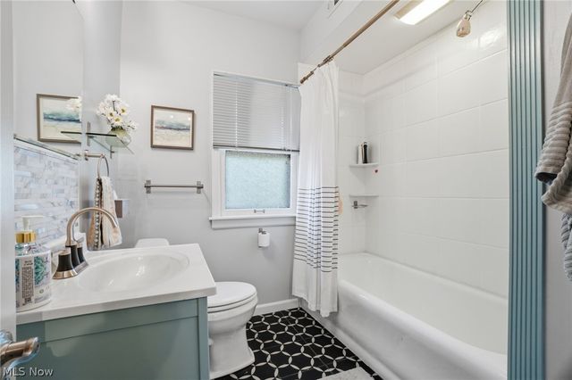 3331 Kenmore Road, Shaker Heights, OH 44122