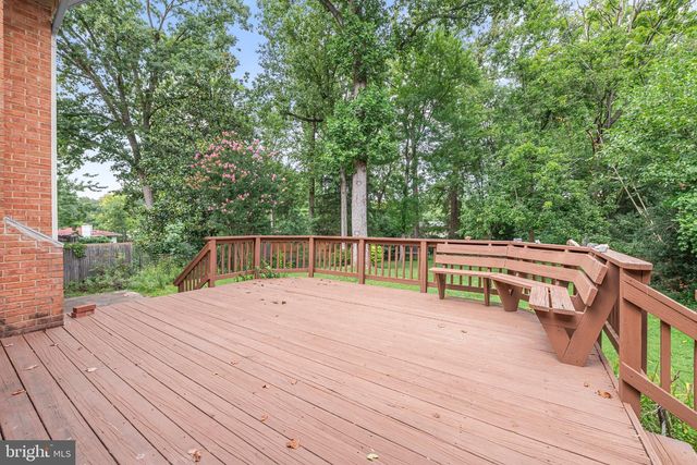 9813 INGLEMERE DR, Bethesda, MD 20817