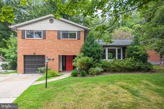 9813 INGLEMERE DR, Bethesda, MD 20817