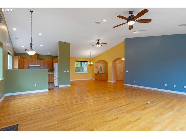 90 CAPE FOULWEATHER Ln, Otter Rock, OR 97369