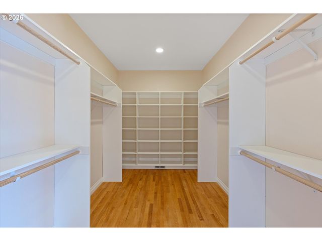 90 CAPE FOULWEATHER Ln, Otter Rock, OR 97369