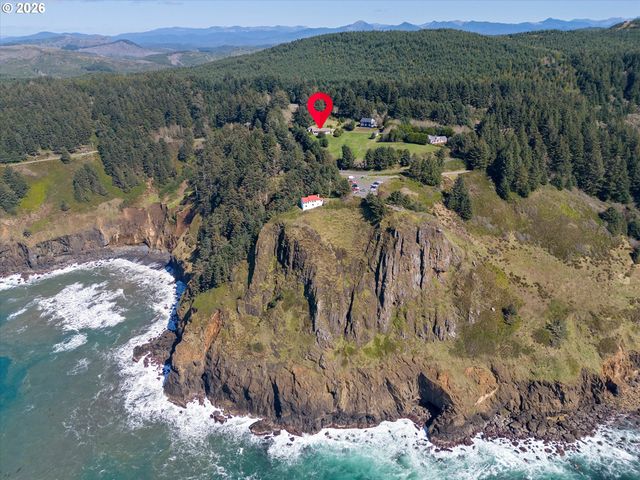 90 CAPE FOULWEATHER Ln, Otter Rock, OR 97369