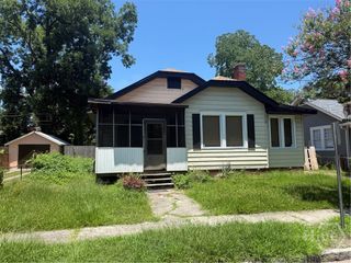 1120 E 40th Drive, Savannah, GA 31404