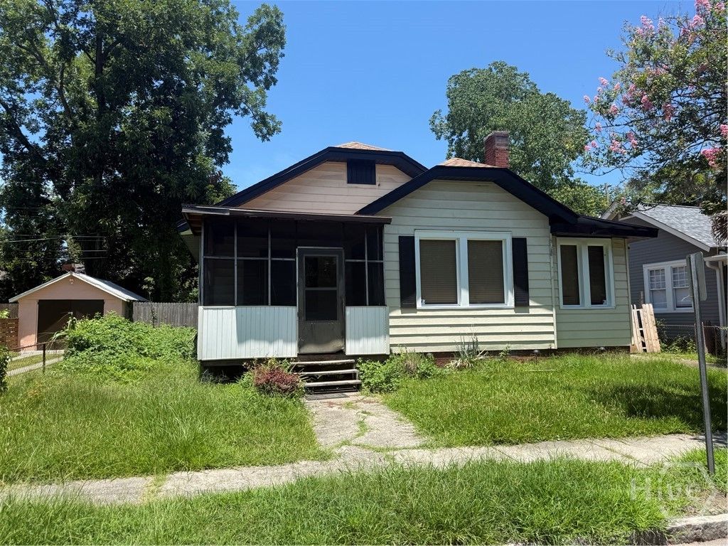 Image 1 of property listing at 1120 E 40th Drive, Savannah, GA 31404