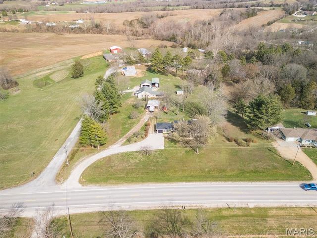 8864 US Highway 61, Ste Genevieve, MO 63670