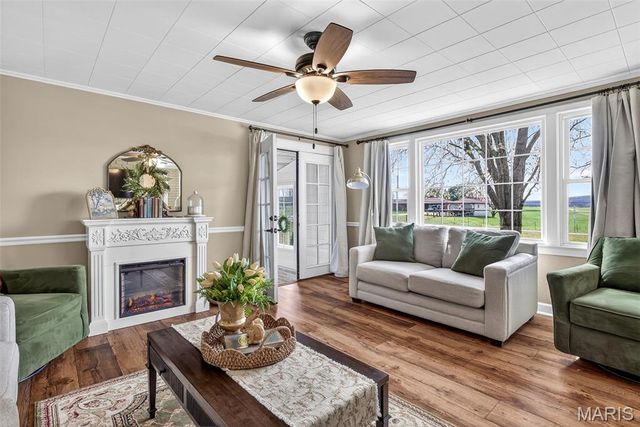 8864 US Highway 61, Ste Genevieve, MO 63670