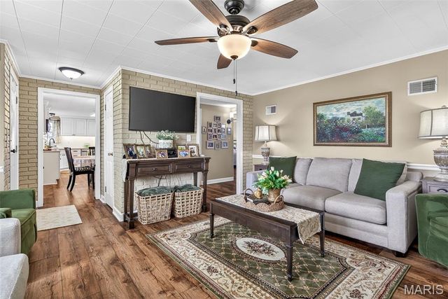 8864 US Highway 61, Ste Genevieve, MO 63670